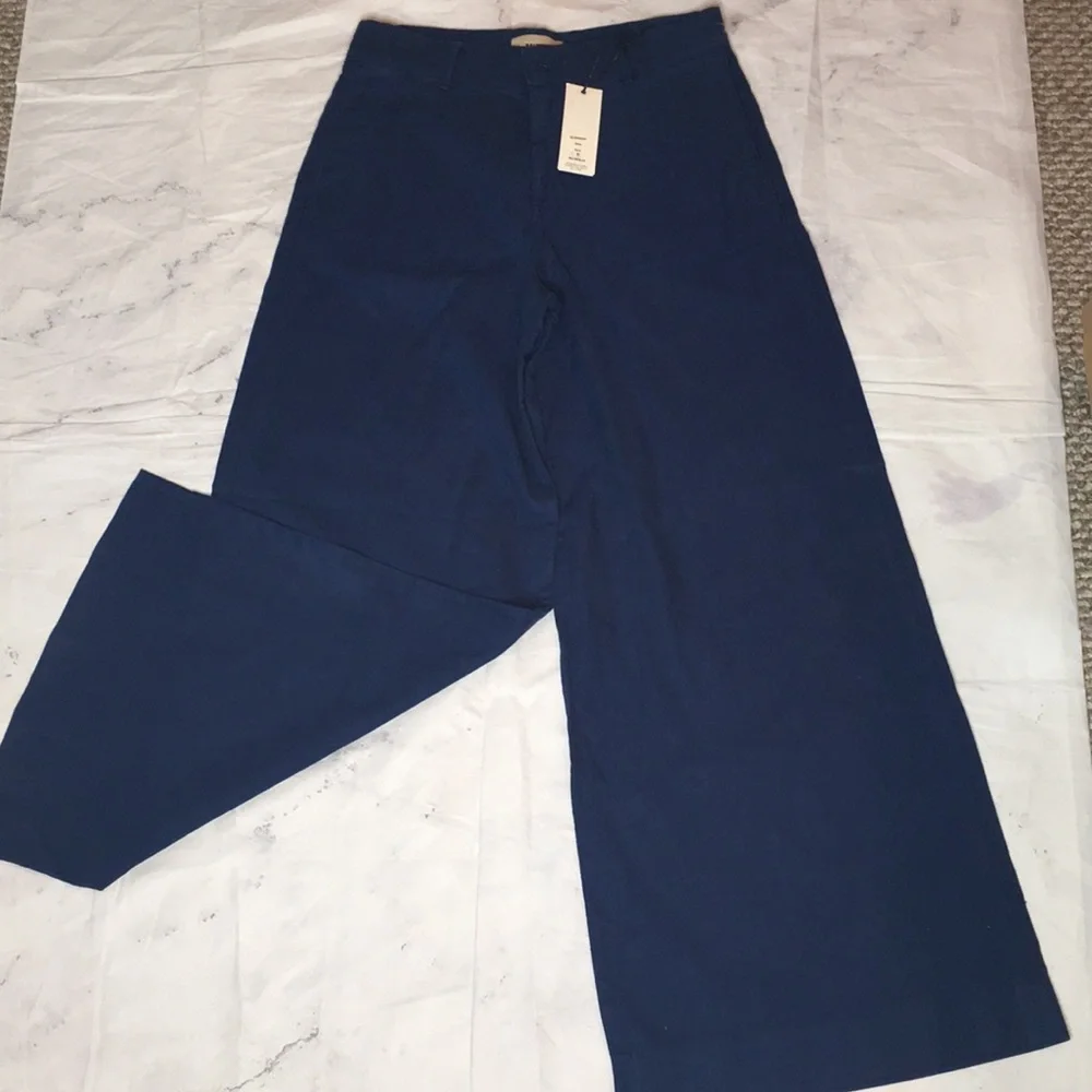 BALDWIN brand HIGH WAIST WIDE LEG NWT NAVY PANTS - Picture 3 of 8